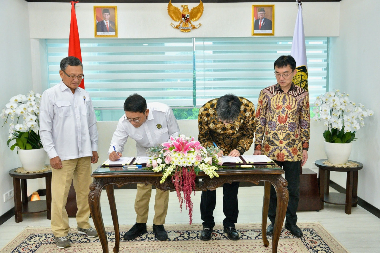 الحكومة الإندونيسية - إيريا توافقان على دعم تسريع انتقال الطاقة